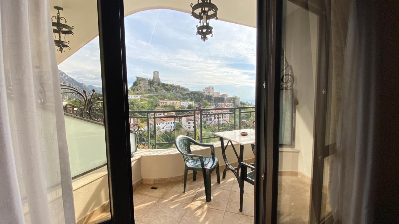 Hotel Panorama Kruje View On The Castle And The Old Town Extérieur photo